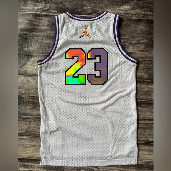 💎 Nike Jordan 23 Purple Venom Iridescent Basketball Jersey M 10-12y 💎 - Picture 3 of 4